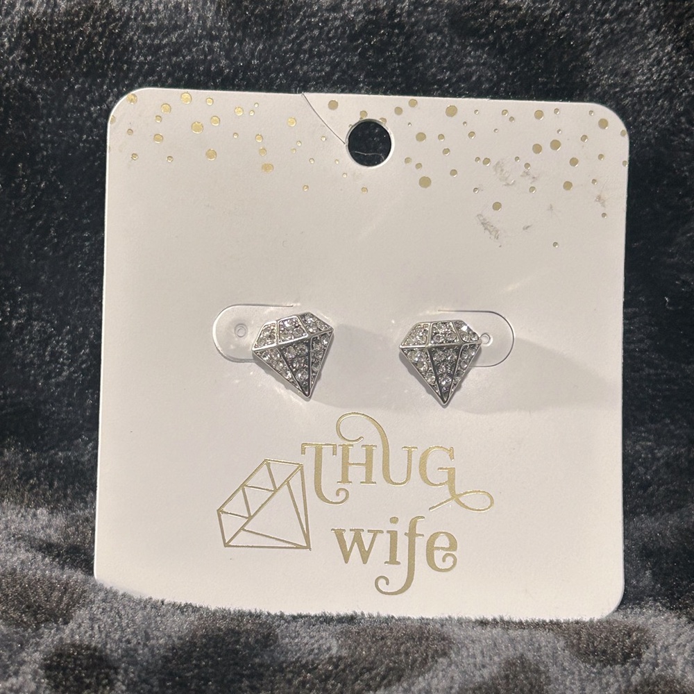 “3D diamonds” stud earrings